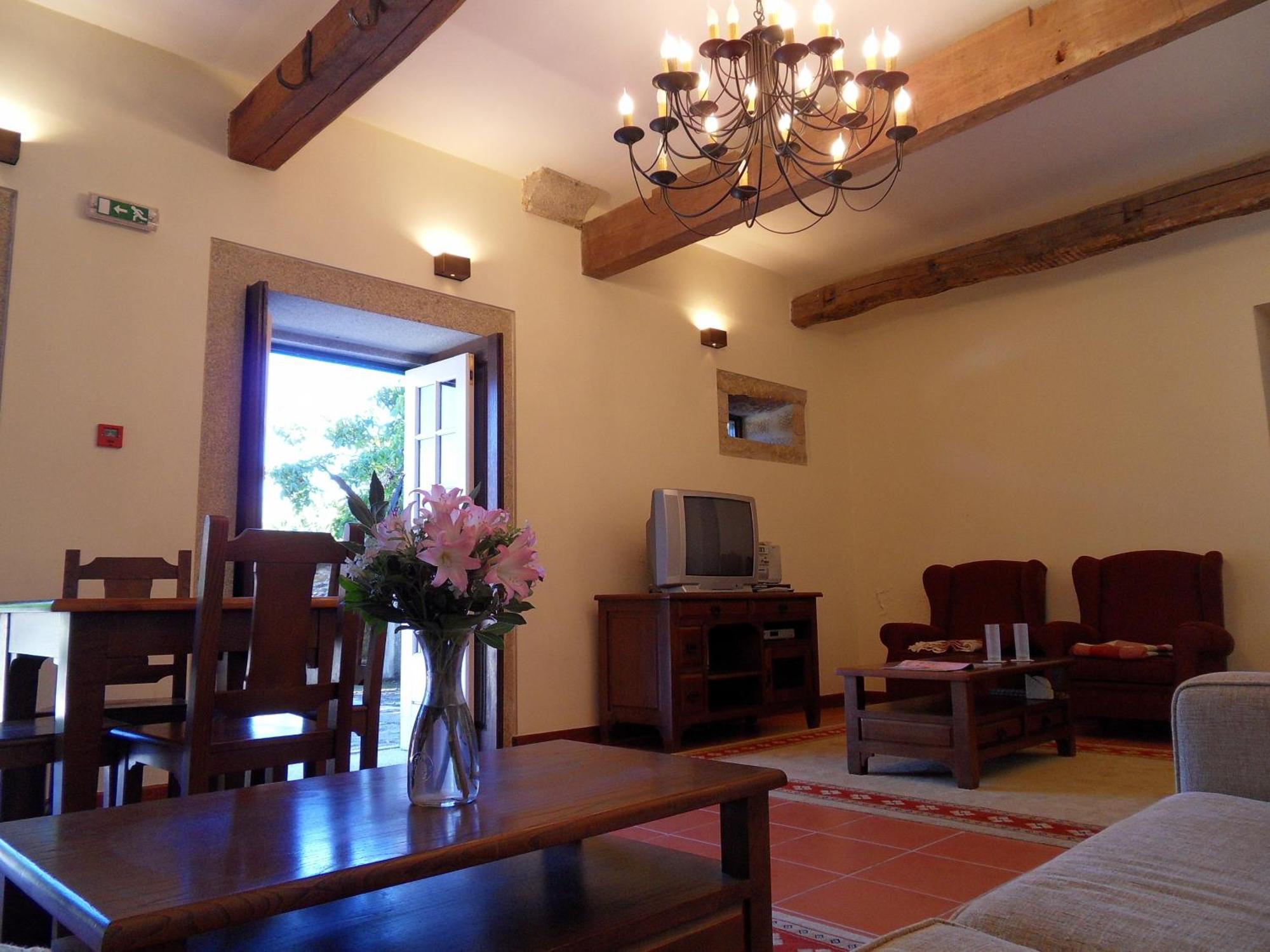 Quinta Do Bento Novo - Casa De Campo - Turismo Rural 维亚纳堡 外观 照片